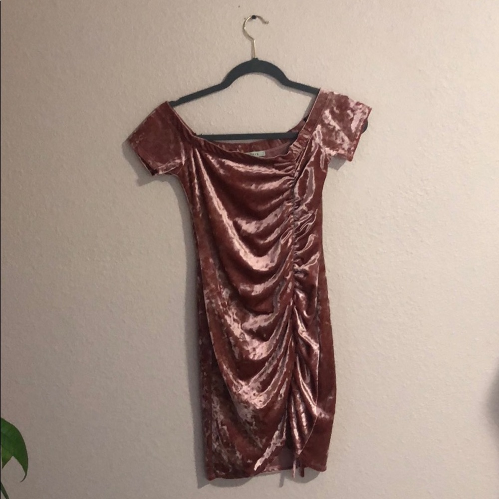 Shimmer fitted blush velvet dress